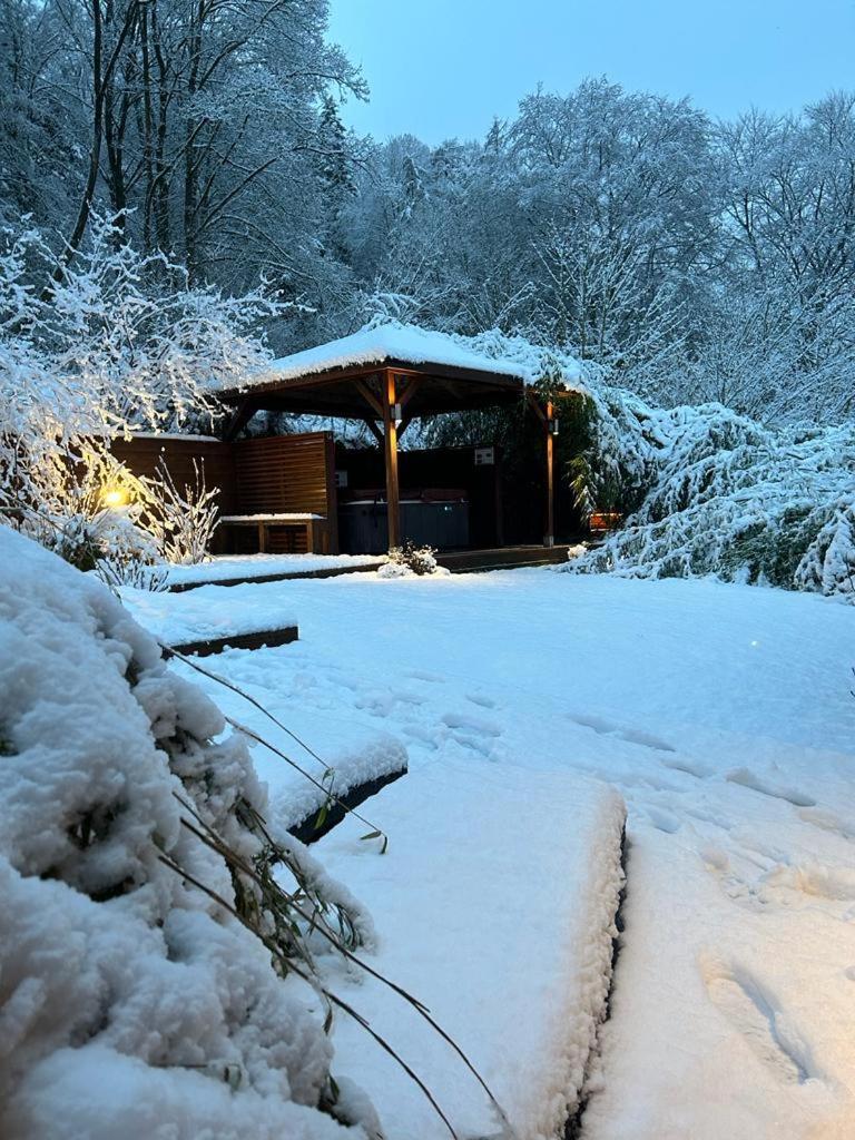 Le Clos Des Thermes Suites De Luxe Avec Wellness Privatif Chaudfontaine Extérieur photo